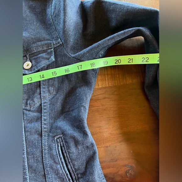 Dark Denim Levi’s jeans jacket - Picture 6 of 10